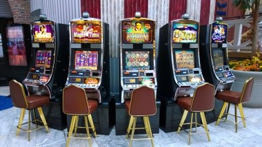 Roulette wheel spinning on live dealer table